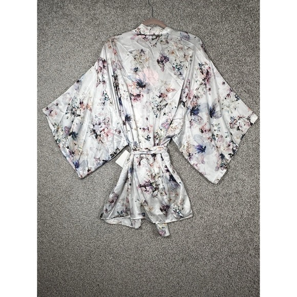NWT Show Me Your Mumu Wedding Robe Texas Kimono ~ in Bouquet Floral Medium - Picture 5 of 6